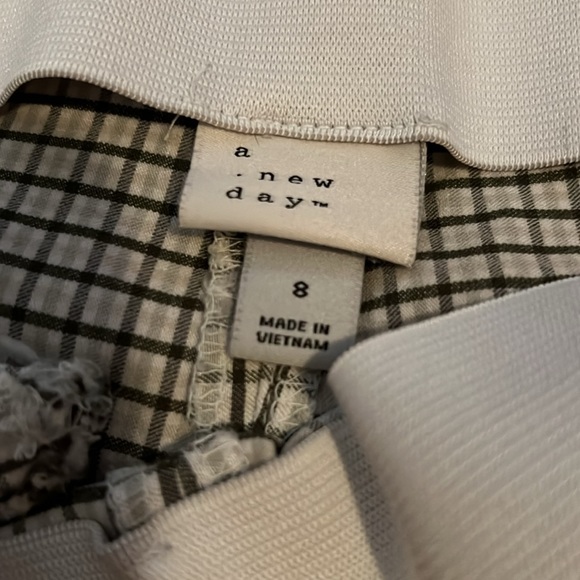 A new day pants - Picture 3 of 4